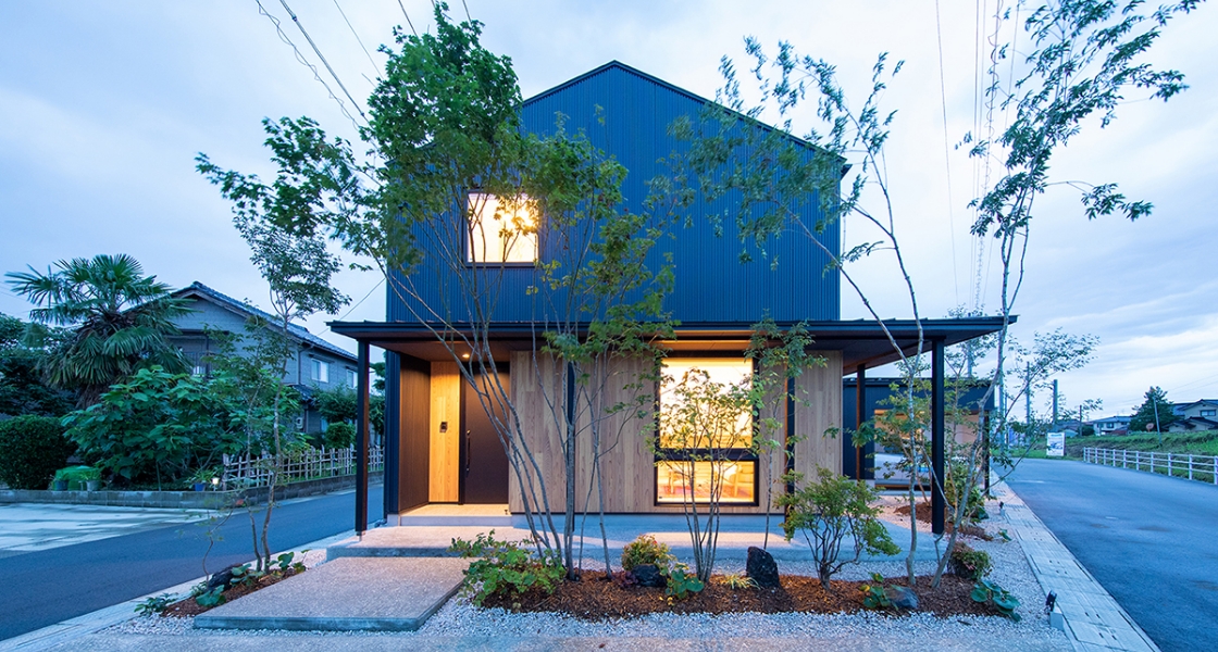 ETUSUS × 中田工務店