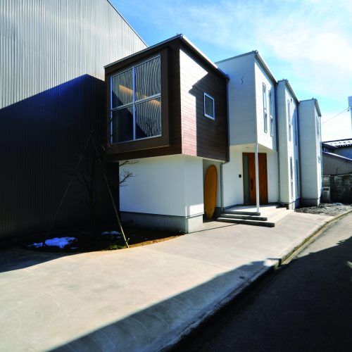 M様邸　狭小地に建つお客様こだわりの住宅です。