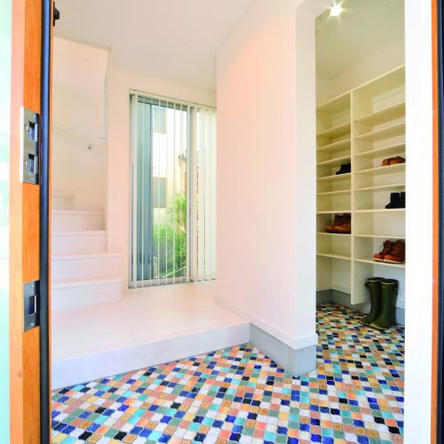 M様邸　狭小地に建つお客様こだわりの住宅です。