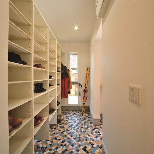 M様邸　狭小地に建つお客様こだわりの住宅です。