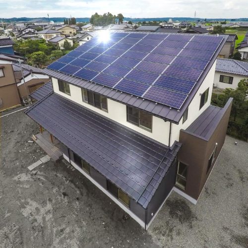 S様邸　八尾　太陽光パネルと回遊性のある廊下と家事ラク間取りの広々二世帯住宅