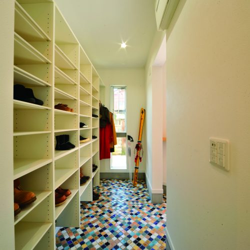 M様邸　狭小地に建つお客様こだわりの住宅です。