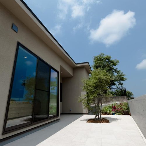 S様邸　空間を有効に使った木のぬくもりあふれるモダンスタイルのお家