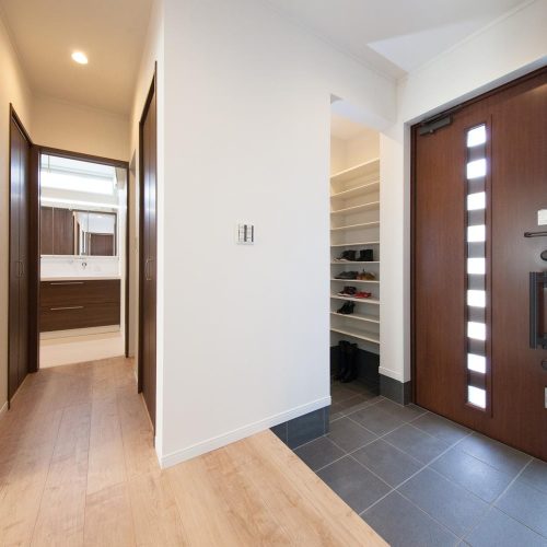 I様邸　太陽光発電5.4kwを搭載の「smart stylishな家」