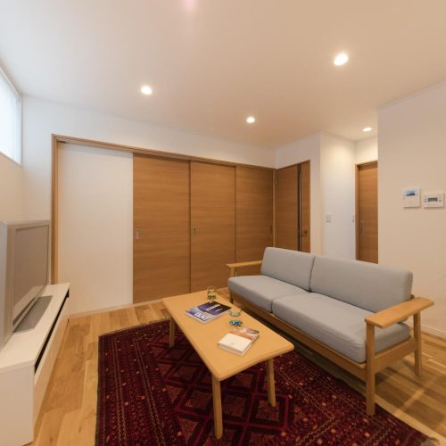 M様邸　ほっこり家族のゼロエネ住宅【大容量太陽光発電(11.2kw)搭載のZEH住宅】