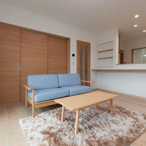 S様邸　八尾　太陽光パネルと回遊性のある廊下と家事ラク間取りの広々二世帯住宅