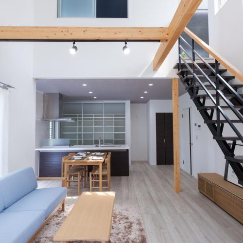 M様邸　スマート×コンパクトな10kw太陽光発電搭載のお家