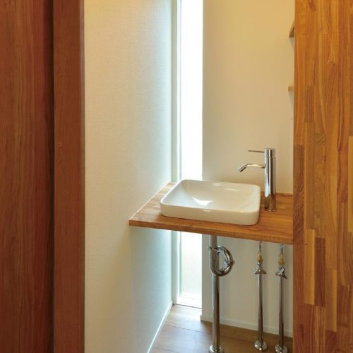 S様邸　空間を有効に使った木のぬくもりあふれるモダンスタイルのお家