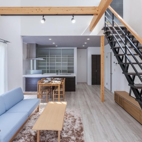 M様邸　スマート×コンパクトな10kw太陽光発電搭載のお家