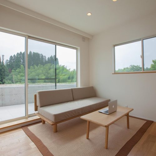 S様邸　空間を有効に使った木のぬくもりあふれるモダンスタイルのお家