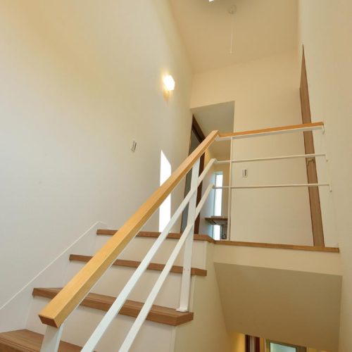 S様邸　空間を有効に使った木のぬくもりあふれるモダンスタイルのお家