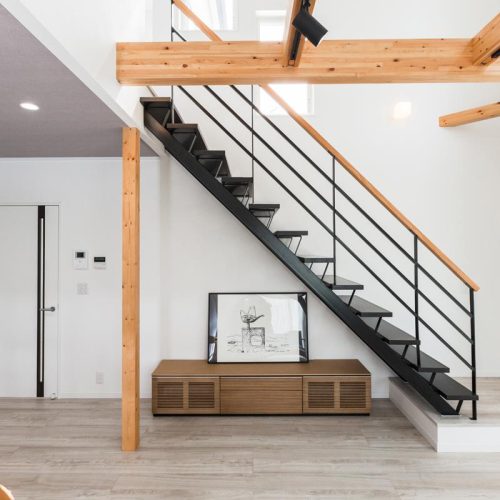 M様邸　スマート×コンパクトな10kw太陽光発電搭載のお家