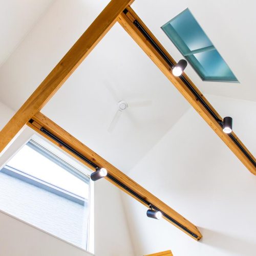 M様邸　スマート×コンパクトな10kw太陽光発電搭載のお家