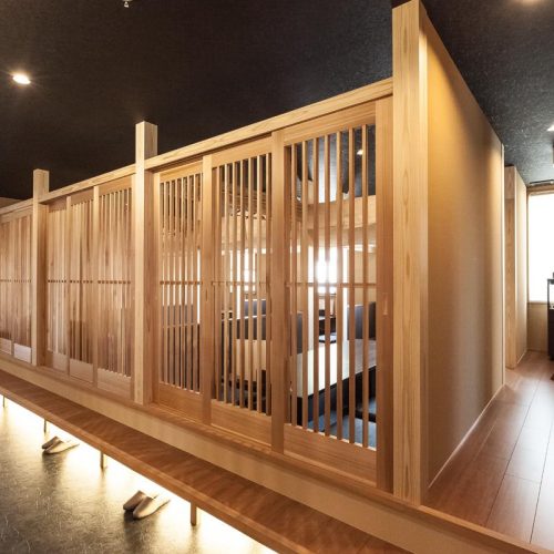 ごまそば高田屋様の店舗の建築に携わらせていたただきました