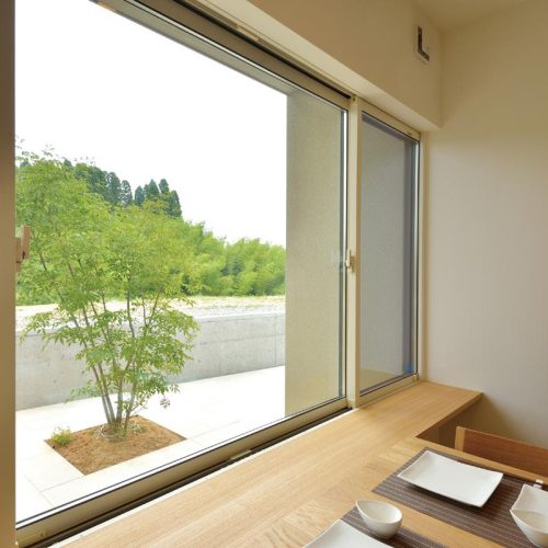 S様邸　空間を有効に使った木のぬくもりあふれるモダンスタイルのお家