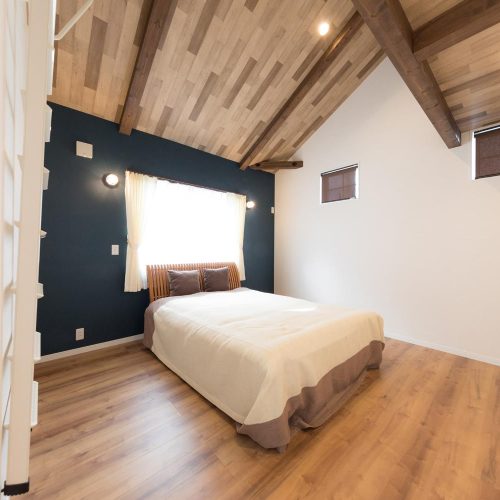 T様邸　ビルトインガレージのあるアメリカンヴィンテージの家