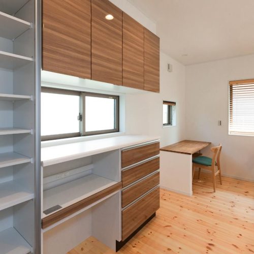 O様邸　上手に空間を利用した大屋根の家