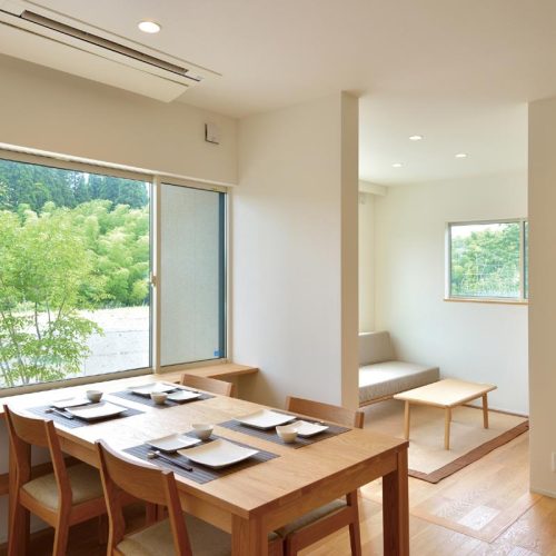 S様邸　空間を有効に使った木のぬくもりあふれるモダンスタイルのお家