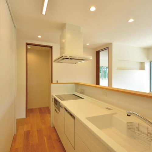 S様邸　空間を有効に使った木のぬくもりあふれるモダンスタイルのお家