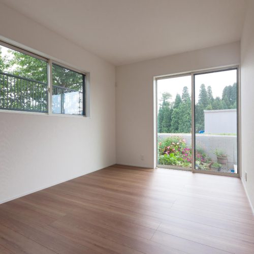 S様邸　空間を有効に使った木のぬくもりあふれるモダンスタイルのお家