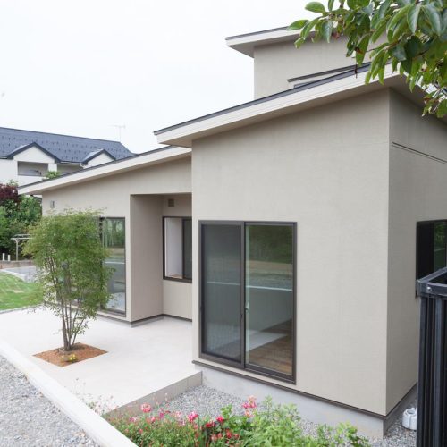 S様邸　空間を有効に使った木のぬくもりあふれるモダンスタイルのお家