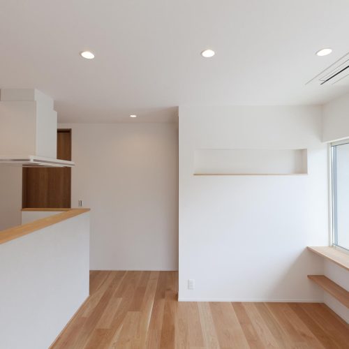 S様邸　空間を有効に使った木のぬくもりあふれるモダンスタイルのお家