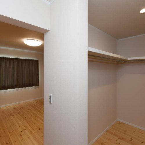 O様邸　上手に空間を利用した大屋根の家