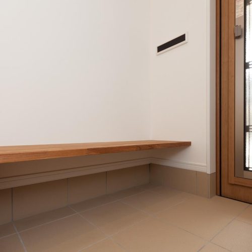 O様邸　上手に空間を利用した大屋根の家