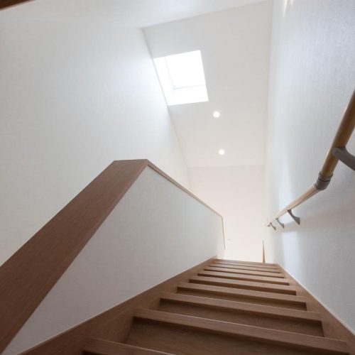 O様邸　上手に空間を利用した大屋根の家