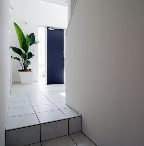 モダンな家_品よく心地よくシンプルに