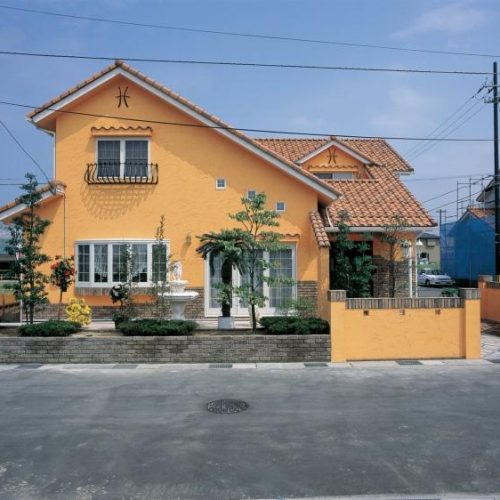 洋風な家_南仏の自由と温もりに溢れた暮らし