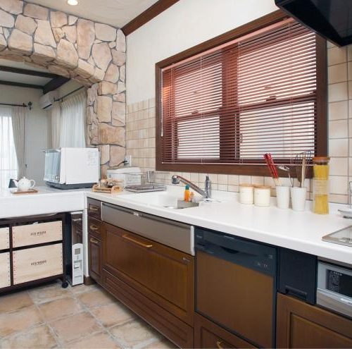 洋風な家_ぬくもりに溢れたハンドメイドの本当の住まい