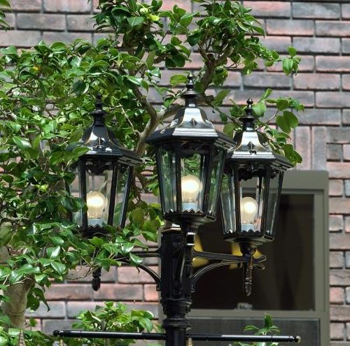 洋風な家_英国テューダースタイルの家