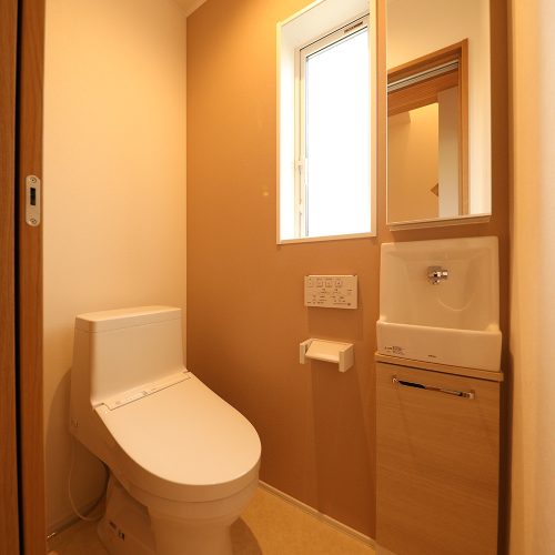 O様邸「コンパクトな敷地で豊かに暮らす、ガレージのある家」