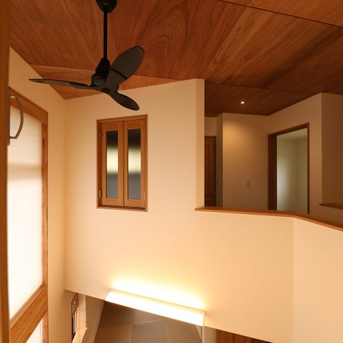 O様邸「コンパクトな敷地で豊かに暮らす、ガレージのある家」