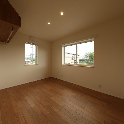 O様邸「コンパクトな敷地で豊かに暮らす、ガレージのある家」