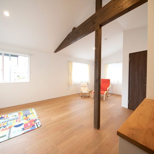 T様邸　住宅地に建つ、『Hyggeヒュッゲ 』な家