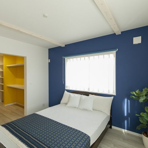 施工事例　I様邸　白い外観と三角屋根がかわいい住まい