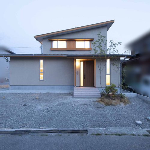 施工事例　Y様邸　本好き家族の日常を愉しむHyggeな家