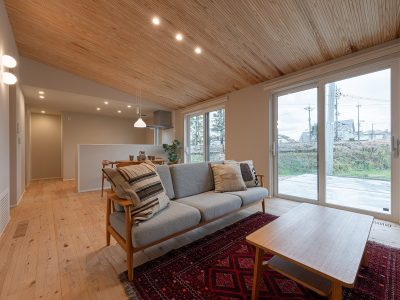 売家・エツサス婦中町袋（現在モデルハウス使用中）